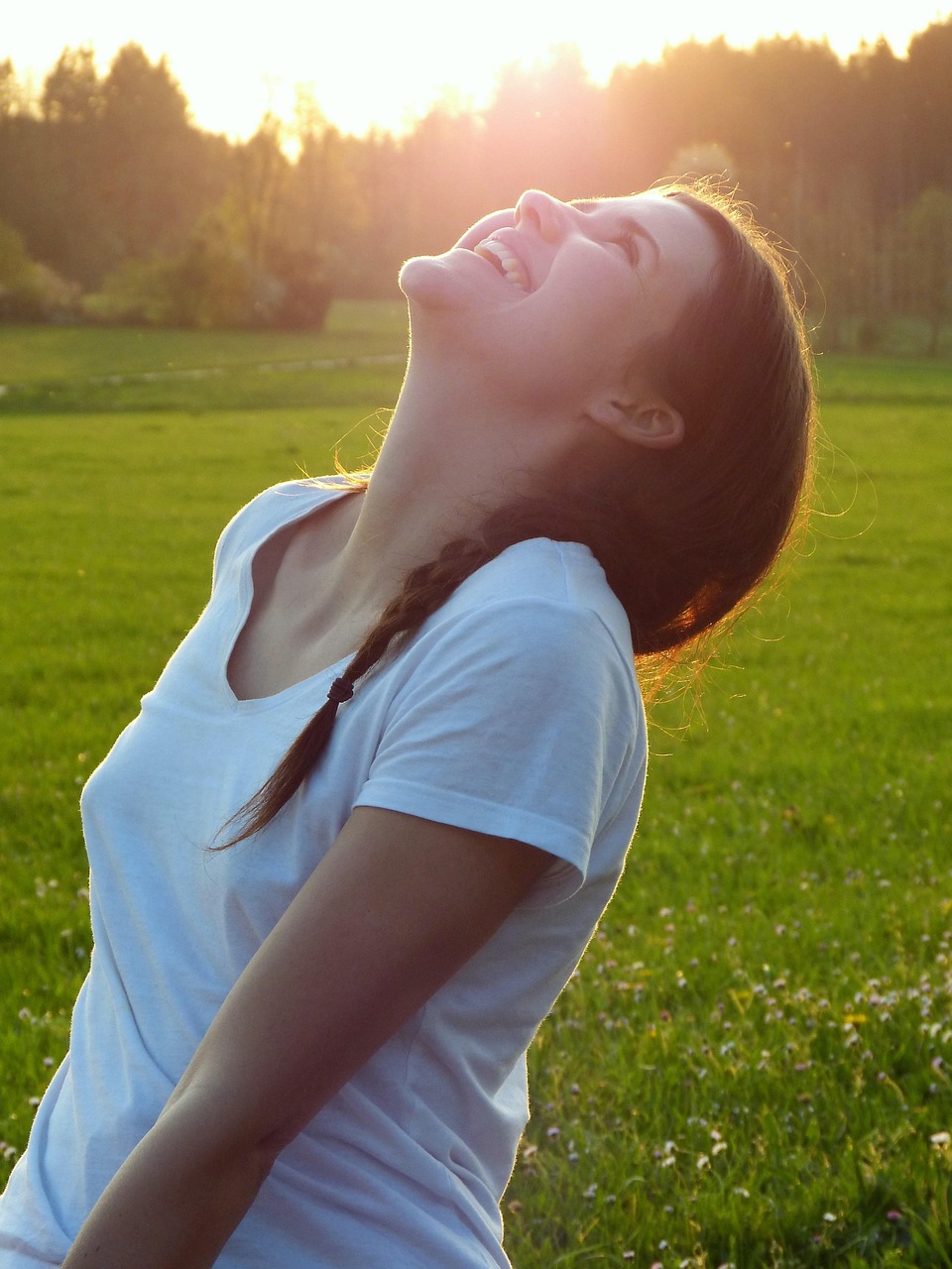 girl, woman, meadow, sunset, laugh, enjoy, warmth, freedom, confidence, soul, life, enjoyment of life, leisure time, summer, happiness, in love, health, young, nature, hormones, diabetes, natural reserve, nourishment, environmental protection, puberty, pleasure